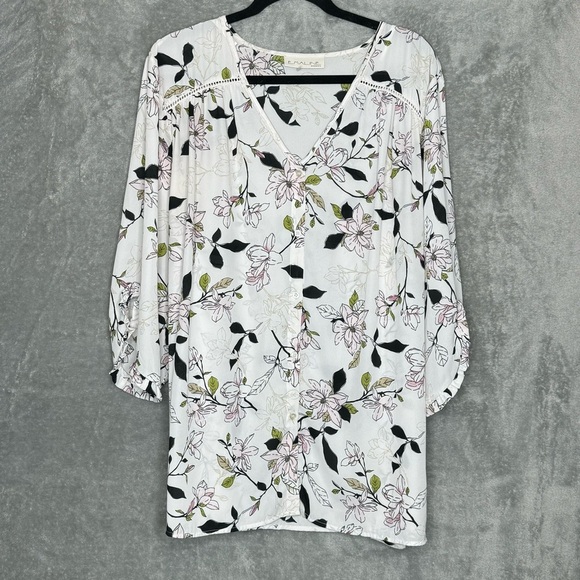 Emaline‎ 3X Shirt Top White Pink Floral Button Up Ruched Short Sleeve V Neck - Picture 1 of 8